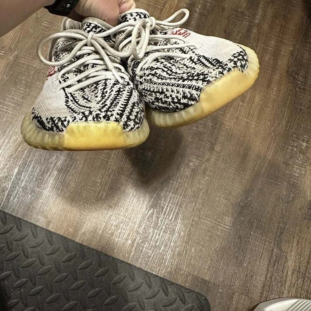 Adidas Yeezy Boost 350 V2 Zebra White Black Red CP9654 Mens Size 7